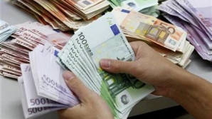 DIICOT: Banii falsificati la Oradea, depozitati la sediile unor firme si distribuiti in tari UE