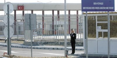 Bulgaria si-a inchis frontiera cu Turcia dupa ce 14 vamesi au fost arestati pentru coruptie
