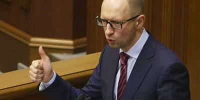 Ucraina: Premierul Arseni Iateniuk si-a anuntat demisia