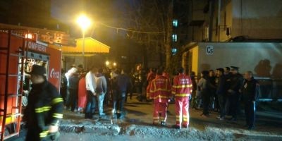 Cauza exploziei dintr-un bloc din Galati: un barbat si-a aprins o tigara in garsoniera si a aruncat in aer imobilul. O fetita de un an si cinci luni a murit