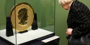 O moneda din aur de 100 de kilograme si evaluata la 4 milioane de dolari, furata dintr-un muzeu din Berlin