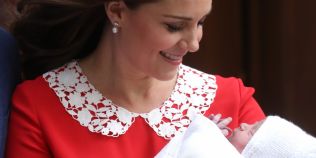 FOTO Aparitia incredibila a ducesei de Cambridge, imediat dupa nastere, prilej de glume pentru proaspatele mamici din intreaga lume