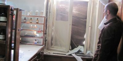 Cercetat pentru distrugere dupa ce a spart geamurile de la un cabinet medical. Politistii investigheaza cazul